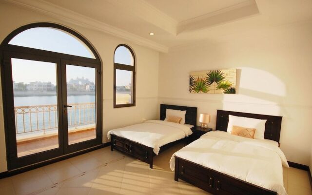Kennedy Towers - Frond L Villa