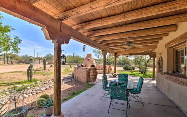 Pet-friendly Cave Creek Villa w/ Backyard Oasis!