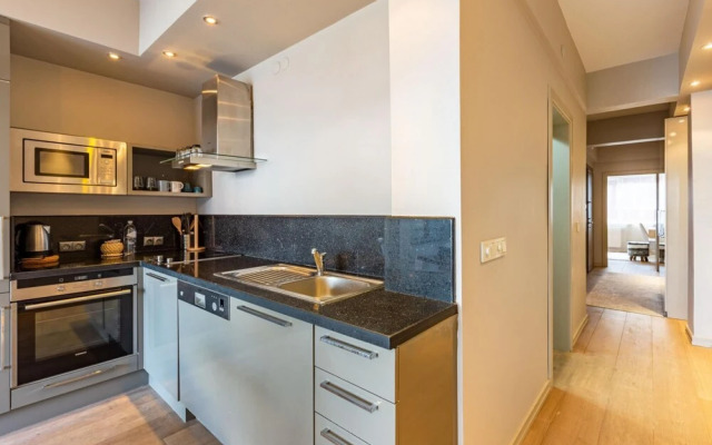 Central Apartment With Bosphorus View in Cihangir