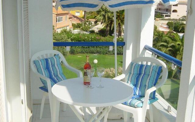 AP2110 Calablanca Les Marines Molins