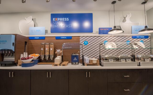 Holiday Inn Express and Suites-Lehi - Thanksgiving Point by IHG