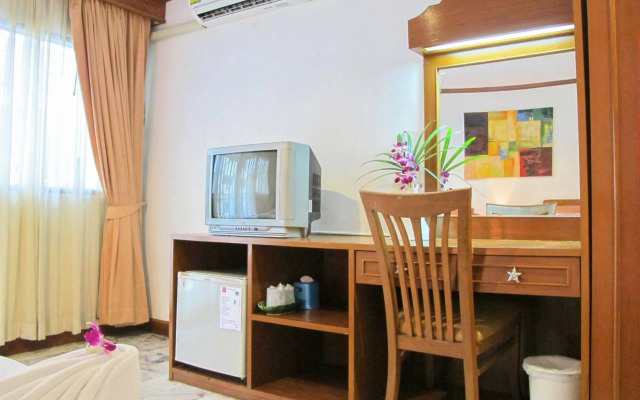 Paradise Resortel