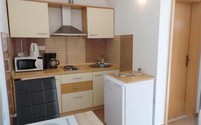 Apartments with a parking space Seget Vranjica, Trogir - 19022