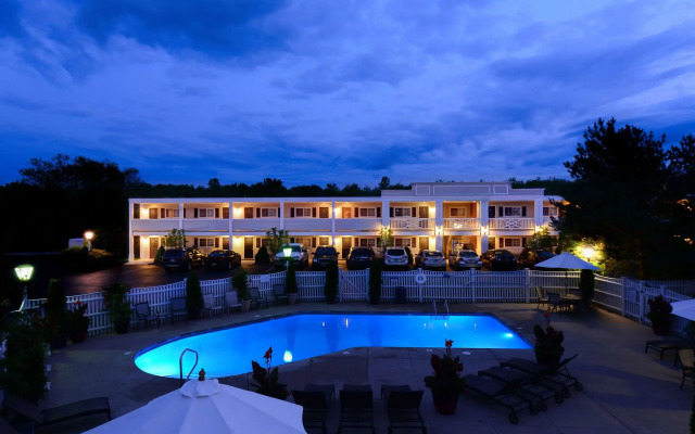 Port Inn and Suites Portsmouth, Ascend Hotel Collection