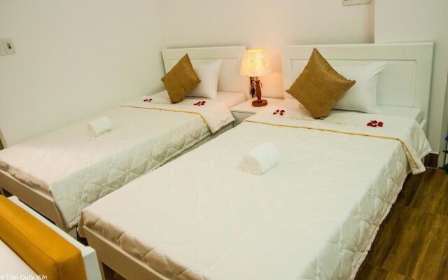 Sunshine Hostel Hue