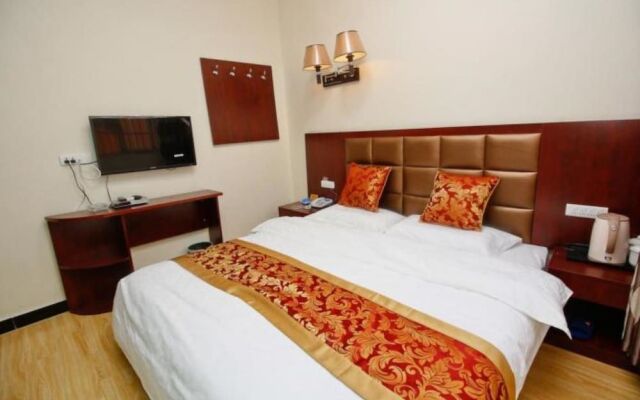 Xianyang Run 8 Business Hotel