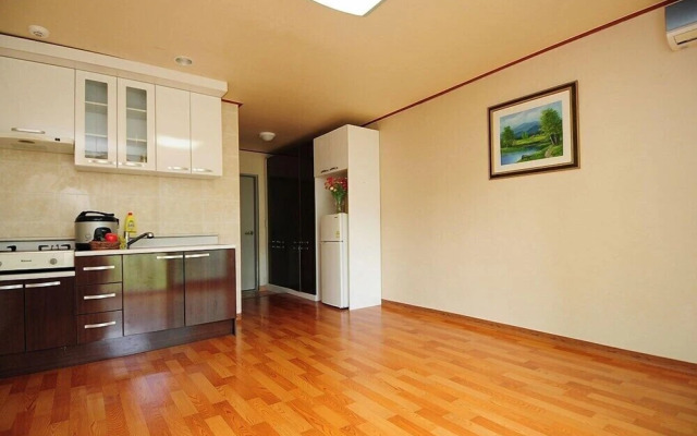 Songnisan Mountain White