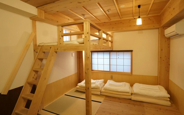 Poly Hostel 2 Namba – Guest Rooms – Osaka