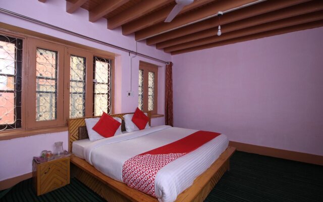 Shawl Gh By OYO Rooms