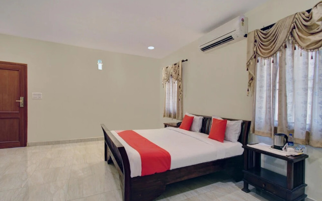 OYO 30970 AAR Royal Residency