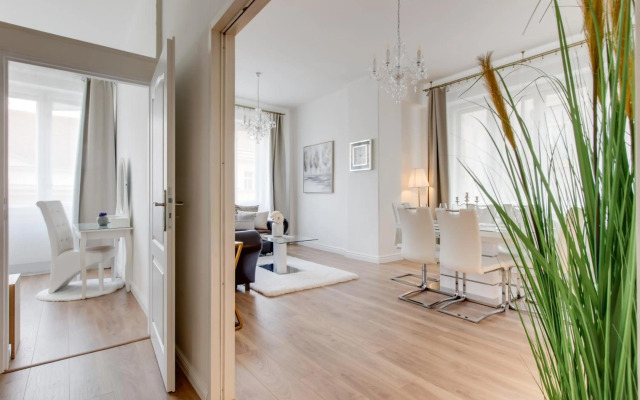 Wenceslas Square Royal Two Bedroom Apartment