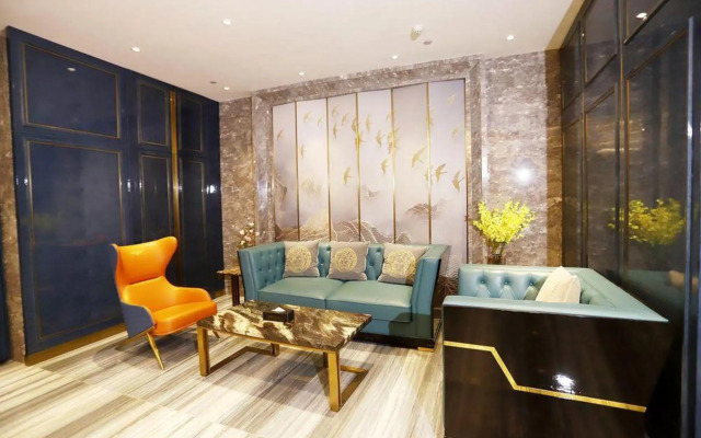 Golden Phoenix Hotel