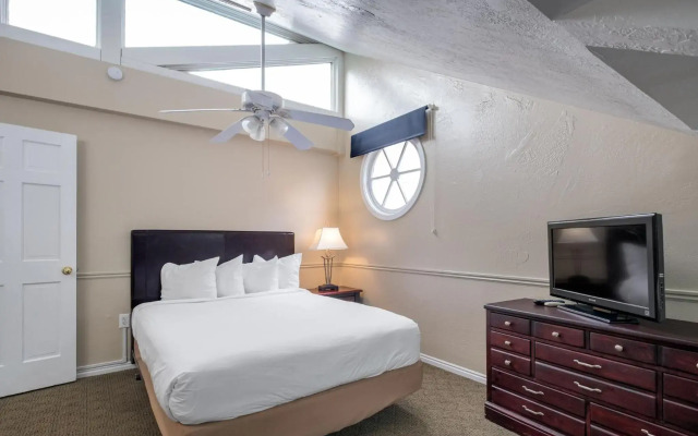Sweetwater Lift Lodge