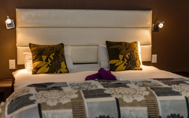 Village Boutique Hotel