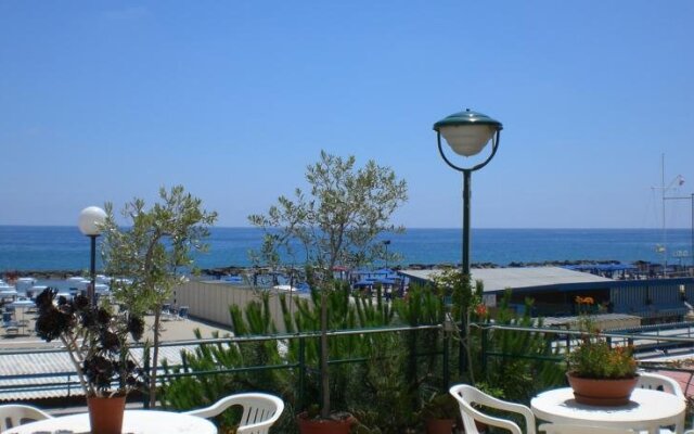 Albergo Ristorante Ideal