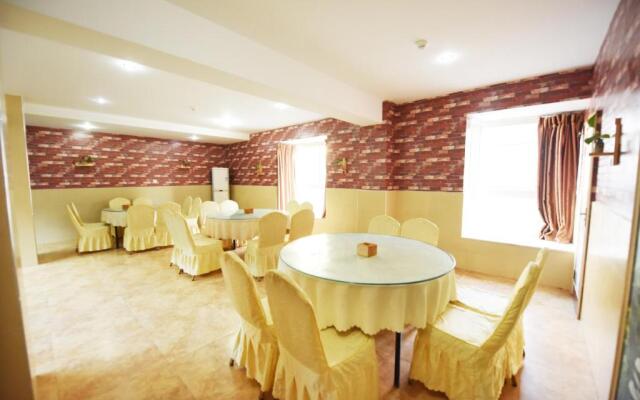 Dazhou Yimeijia Business Holiday Hotel