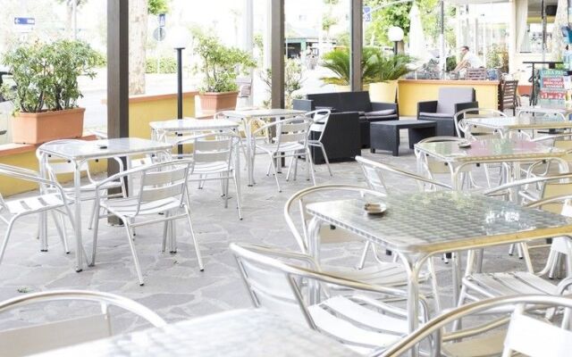 Hotel Mignon
