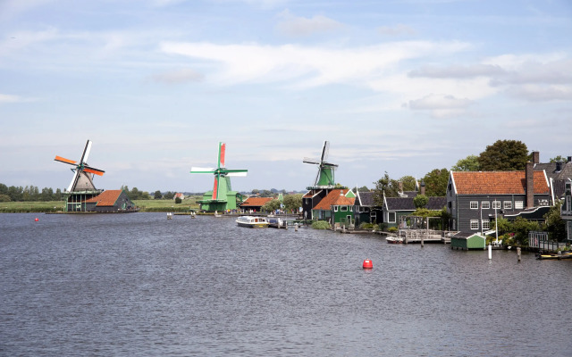 easyHotel Amsterdam Zaandam
