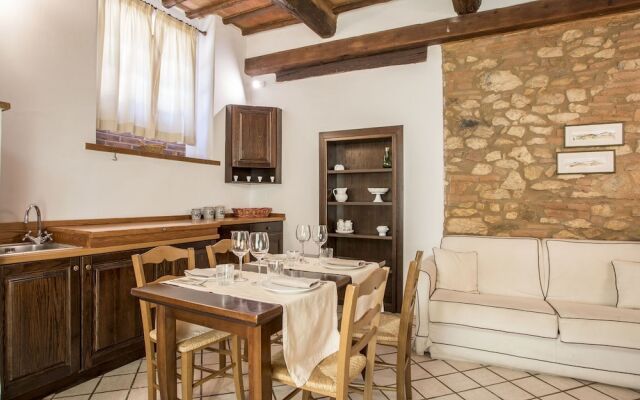 Spacious Holiday Home in Sovicille With Swimming Pool