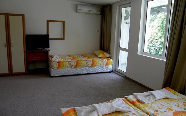 Hotel Char