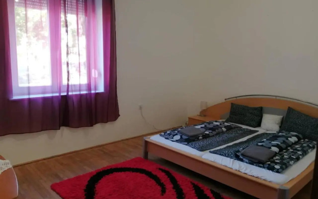 Tarcal Apartman