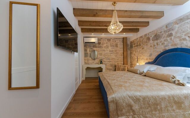 Villa Bante - Luxury Stone House