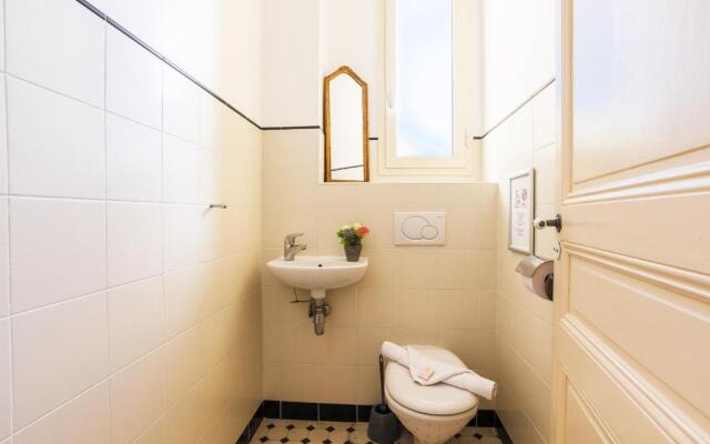 Villa la Pescade by Riviera Holiday Homes VI4257