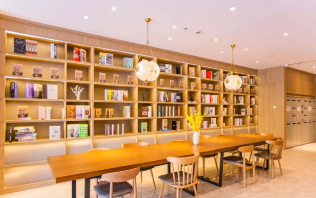 Hanting Premium Hotel Haining China Leather City