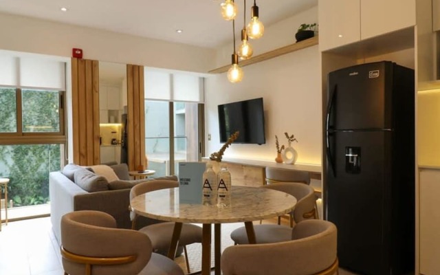 W Loft With Balcony in Luxury Building Barranco