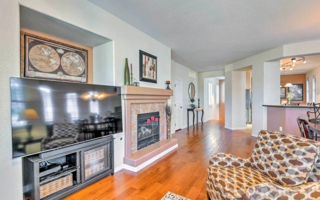 Pool, Balcony & Golf Course Views: Scottsdale Gem