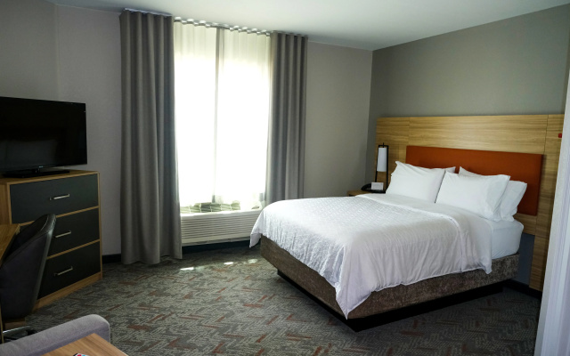 Candlewood Suites Ocala I-75 by IHG