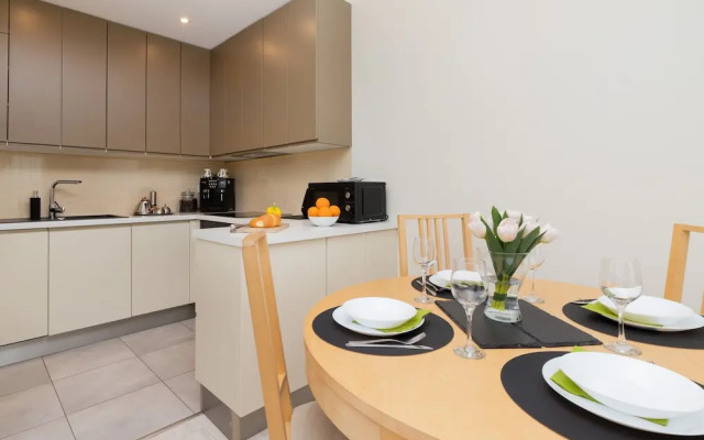 Albatross Towers Apartments by Renters