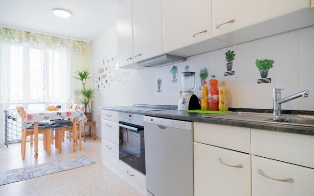 Id 6851 | Private Apartment