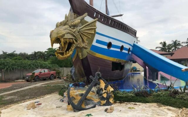 Acapulco Resort & Suites