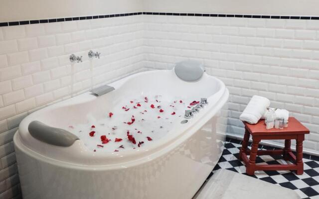 Royal St. Andrews Hotel, Conference Centre & Spa
