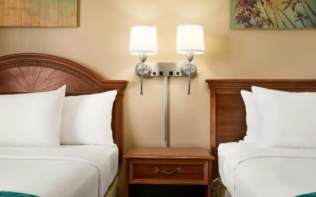 Plim Plaza Hotel