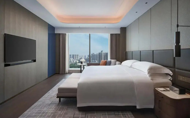 Intercontinental Zhengzhou by IHG