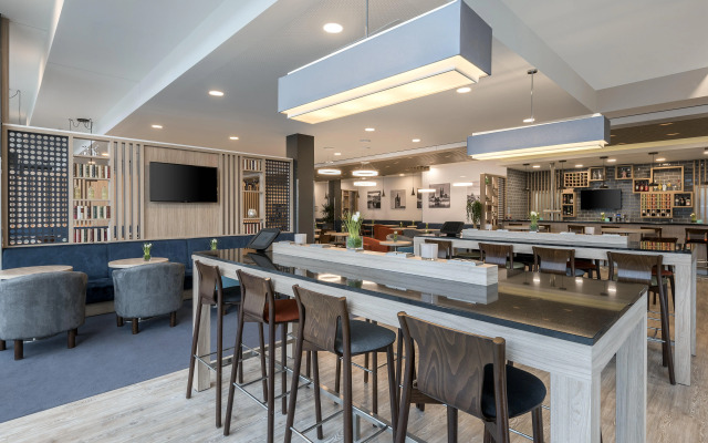 Premier Inn Cologne City Sud Hotel