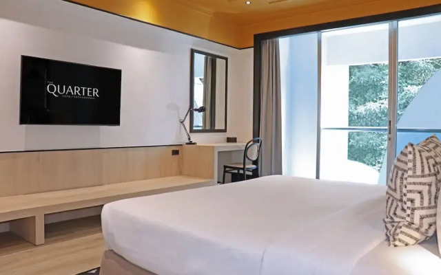 The Quarter Saphan Khwai by UHG