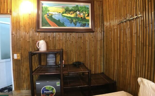 Trang An Mountain House - Hostel