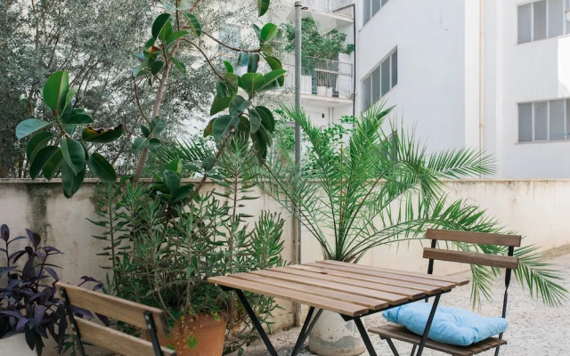 UPSTREET Modern Minimalist 3BD Apt-Hilton