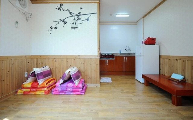 Damyang Clover Pension