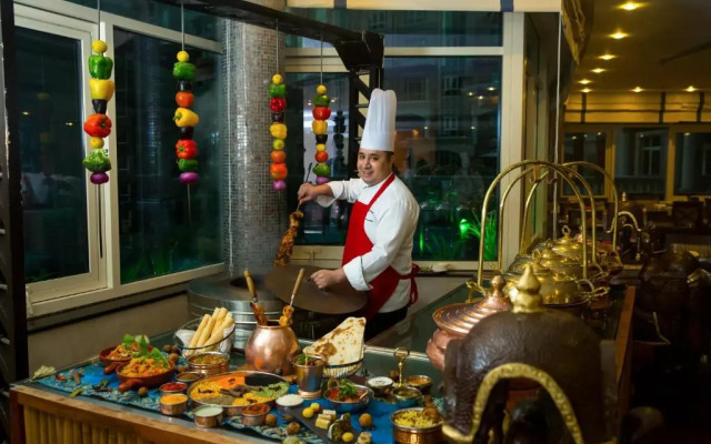 Swissotel Al Murooj Dubai Hotel