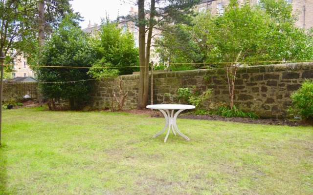 3 Bedroom Flat in Marchmont