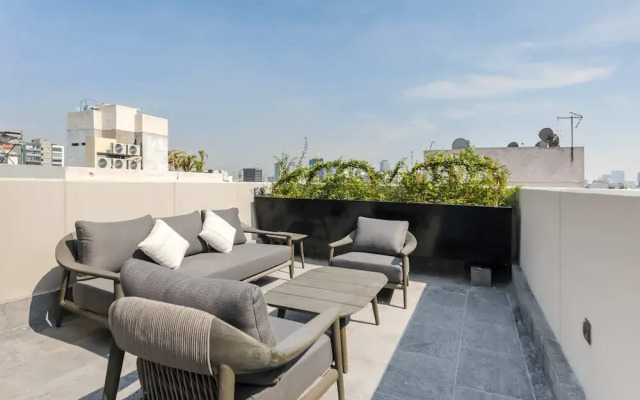 w Prestigious 3BR w Terrace in Polanco