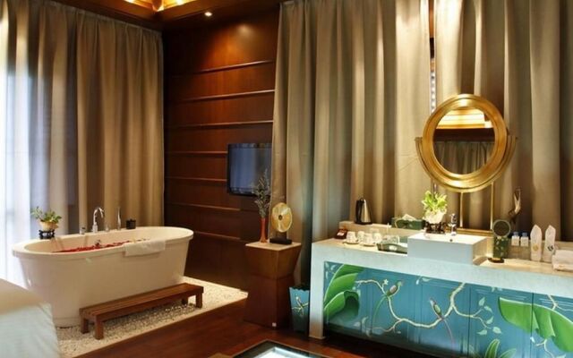 Sanya Marina SPA Hotel