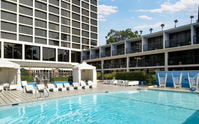 Sheraton Universal Hotel