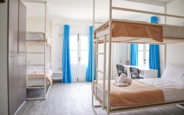 AM Hostel