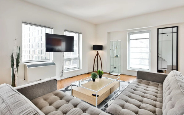 Montreal Convention Center Apartments