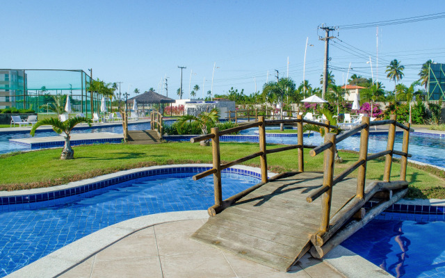 Flat de 1 quarto - Muro alto Condomínio Clube
